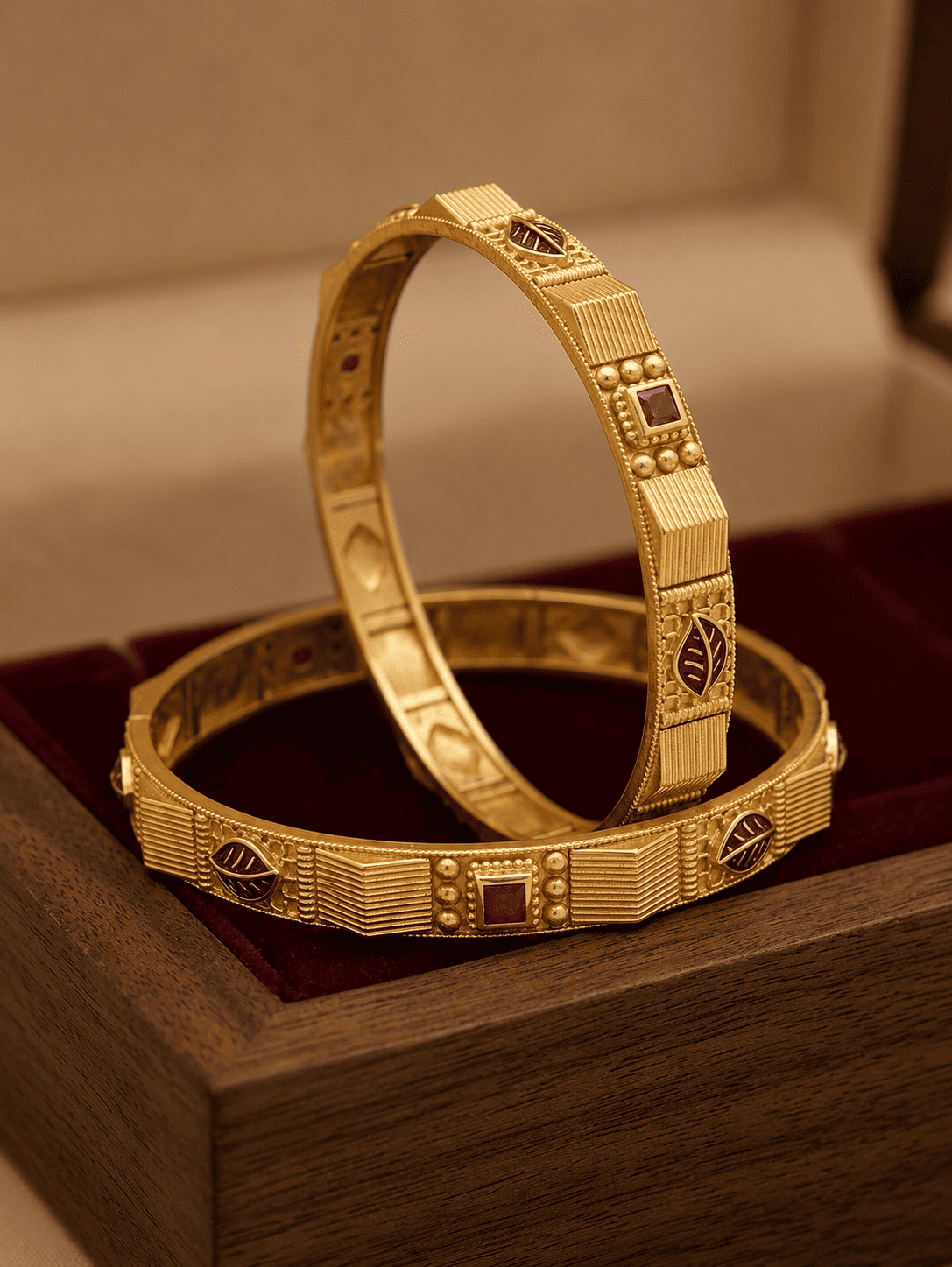 Elegant Bangles for Every Occasion – Crafted to Celebrate Your Style 2