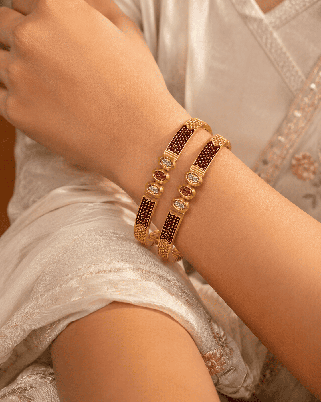 traditional designer style bangle pair 4